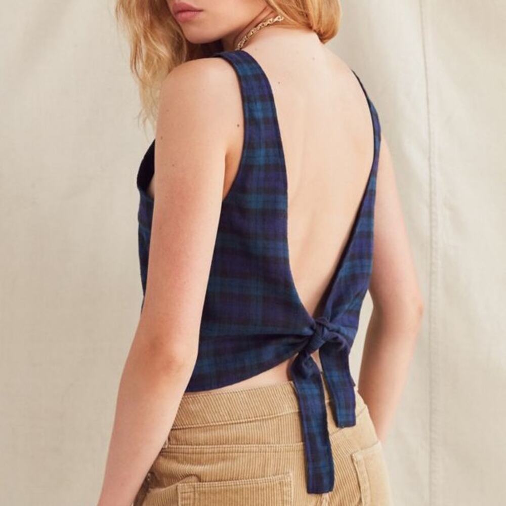 Urban Renewal Flannel Tie Back Top Size Small